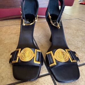 FROM:::Jeffrey Campbell Leonite  Black Sculpted Wedge Sandall SZ 8 Orig. $165